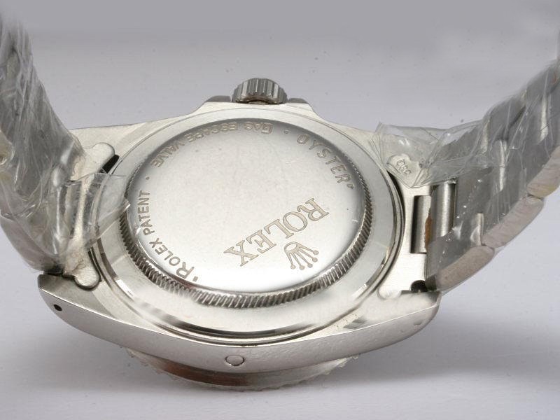 has rolex ever made a quartz watch